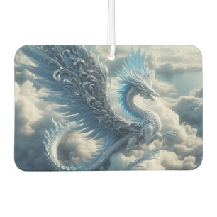 Ein Atemberaubender Drache umgeben von Wolken Autolufterfrischer