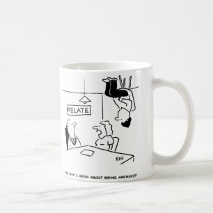 Ein aufgeweckter Mann saß auf der Decke. Funny Tasse
