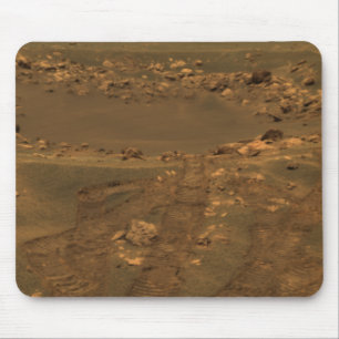 Ein Auswirkungskrater in der MittagsPlanum Region Mousepad