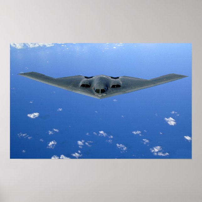 Ein B-2 Geist steigt durch den Himmel Poster (Vorne)