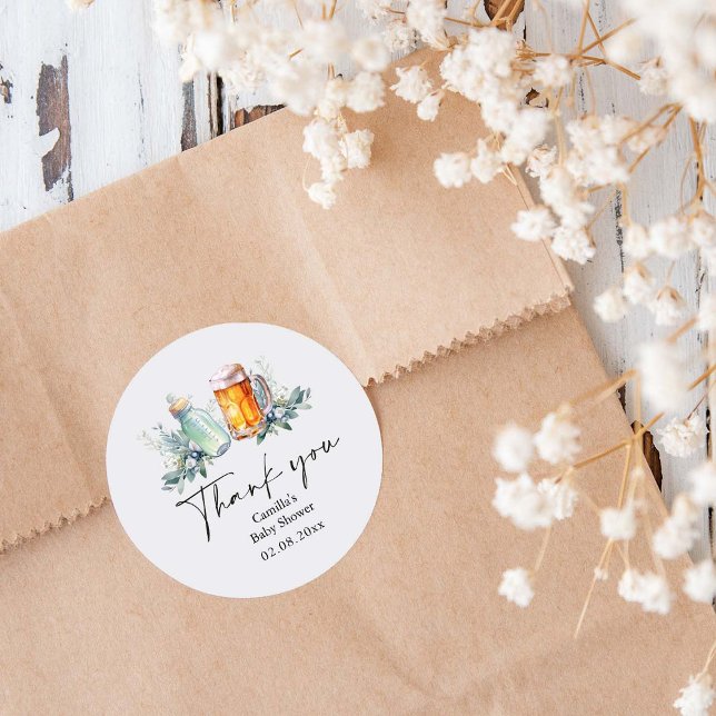 Ein Baby braut eine Babydusche. Danke Runder Aufkleber (Von Creator hochgeladen)