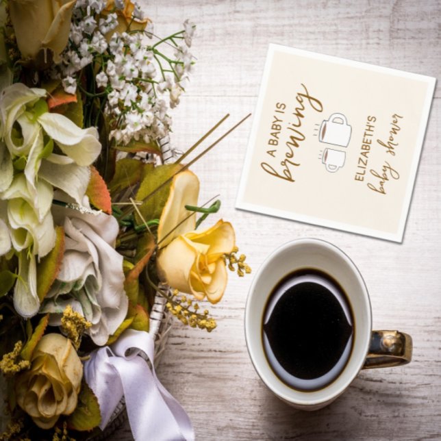 Ein Baby brütet eine Babydusche Serviette (Von Creator hochgeladen)