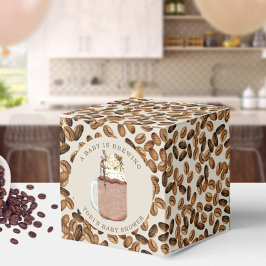 Ein Baby brütet Eiskaffee Bohnen Babydusche Geschenkschachtel