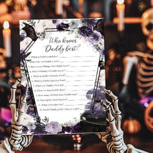 Ein Baby brütet Gothic, der Daddy Best Game kennt