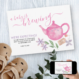 Ein Baby brütet   Niedlich Pink Teapot Schwangersc Ankündigung
