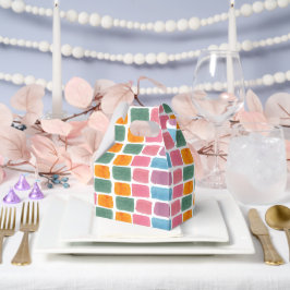 Ein Baby brütet. | Niedliche Halloween-Kinderdusch Geschenkschachtel