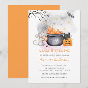 Ein Baby brütet.  Niedliche Halloween-Kinderdusche Einladung