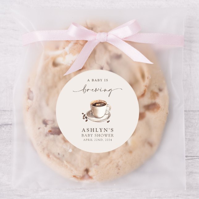 Ein Baby wird Baby-Dusche mit runder Aufkleber zub (Von Creator hochgeladen)