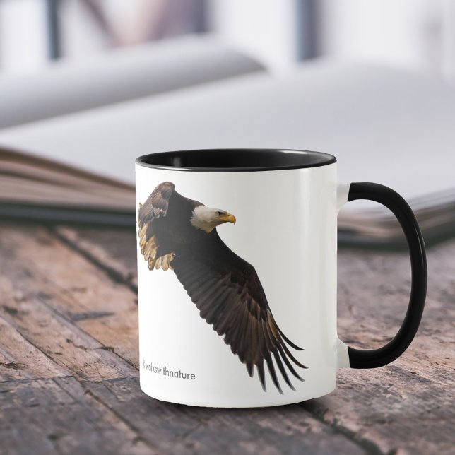 Ein Bald-Adler geht zum Himmel Tasse (Bald Eagle Takes to the Sky 11 oz Coffee Mug Cover Photo.)