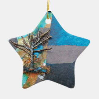 Ein Baum-Hügel Keramik Ornament