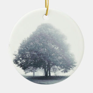 Ein Baum im Nebel Keramik Ornament