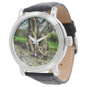 Ein Baum in einem Pool aus Licht Armbanduhr