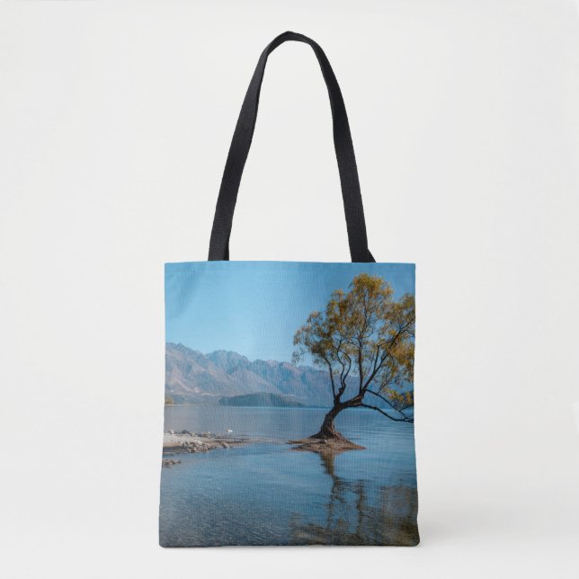 Ein Baum in einem See (Vorderseite)