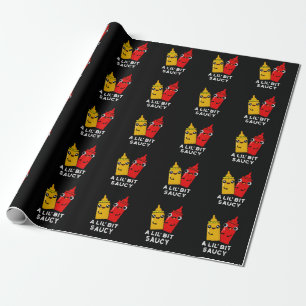 Ein bisschen Saucy Funny Sauce Puck Dark BG Geschenkpapier