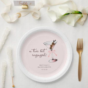 Ein bisschen verlobt Martini Pink Bachelorette Pappteller