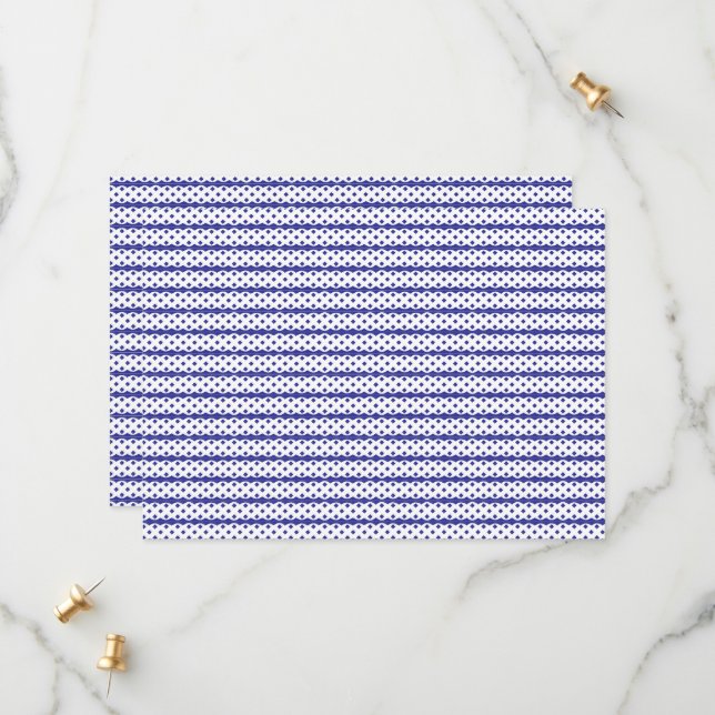 Ein blauer Himmel mit verstreuten weißen Wolken. Save The Date (Vorderseite/Rückseite Beispiel)