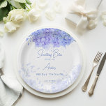 Ein blaues Hydrangea-Brautparty gedruckt Pappteller<br><div class="desc">Etwas Blau bevor ich Brautparty blauen Hydrangea botanische florale personalisierte monogramm gedruckte Papier Teller Vorlage,  Aquarell dusty blauen Blumen botanische Papier Teller Tischdekoration für Gartenthemen Brautparty.</div>