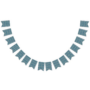 ein blaues und grünes Muster mit weißem Hintergrun Wimpelkette