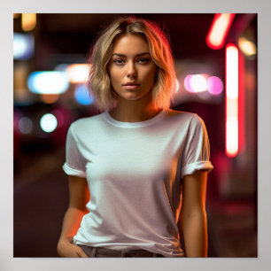 Ein blondes Modell mit einem Gildan-Hemd Poster
