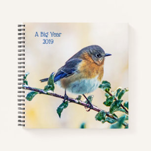Ein Bluebird-Spiral-Notebook mit großer Vogelbeob Notizbuch