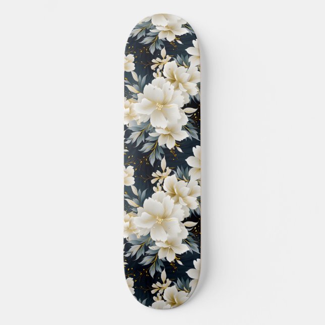 Ein Blumendesign für Hochzeiten 8 Skateboard (Vorderseite)