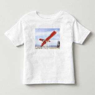 Ein BQM-74E Chukar Drohne bereit zur Kleinkind T-shirt