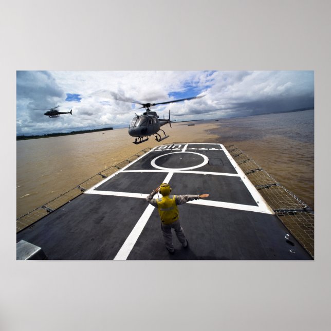 Ein brasilianischer Eurocopter bereitet sich auf d Poster (Vorne)