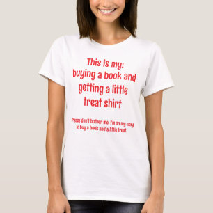 Ein Buch kaufen und ein kleines Leckerei Shirt bek