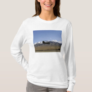 Ein CH-47 Chinook entfernt sich T-Shirt