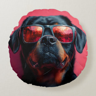 Ein cooler Rottweiler mit Sonnenbrille Rundes Kissen