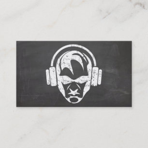 Ein cooles DJ und ein Produzent stellen Visitenkarte