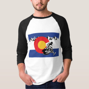 Ein cooles Schneemobil in der Colorado-Flagge T-Shirt
