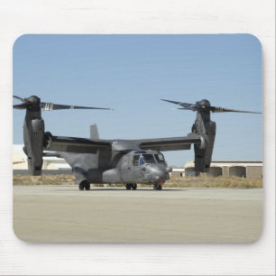 Ein CV-22 Osprey bereitet den Start vor Mousepad
