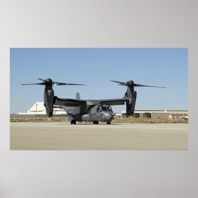 Ein CV-22 Osprey bereitet den Start vor Poster (Vorne)
