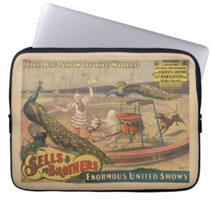 Ein Darstellender Zebu und Pfau mit Clowntrainer Laptopschutzhülle