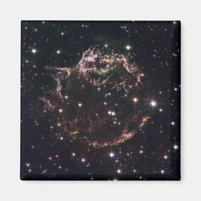 Ein detaillierter Blick auf die geschlagenen Überr Magnet (Vorne)