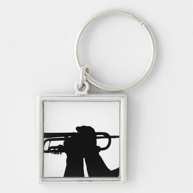 Ein Dienstmitglied spielt eine Melodie Schlüsselanhänger (Vorne)