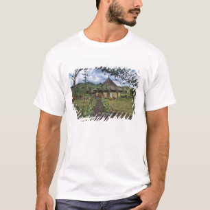 Ein Dorf im Hochland, Goroka, Papua-Neuguinea T-Shirt