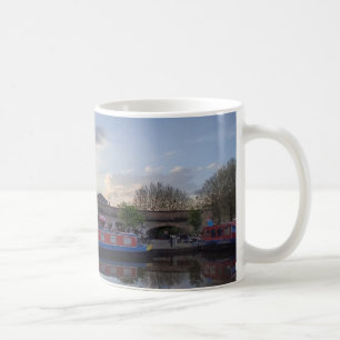 Ein Drink am Fluss Kaffeetasse