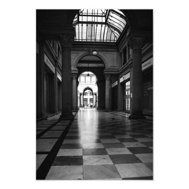 Ein dunkler Ort Fotodruck (Vorne)