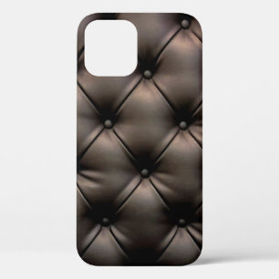 Ein dunkles Lederkissen, aus einem Kindersitz Case-Mate iPhone Hülle