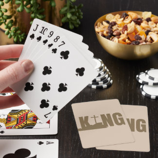 Ein echtes King-Deck, das Spielkarten spielt