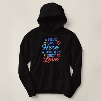 Ein erster Held für den Sohn, eine erste Liebe für Hoodie
