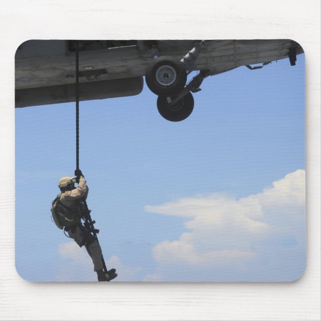 Ein explosiver Sanitäter Mousepad (Vorne)