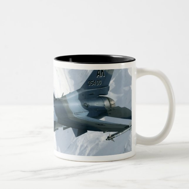 Ein F-16-Aggressor Zweifarbige Tasse (Rechts)