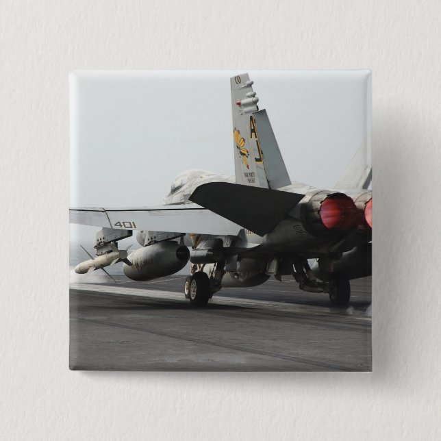Ein F/A-18C Hornet startet vom Cockpit 2 Button (Vorderseite)