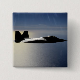 Ein F/A-22 Raptor fliegt eine Ausbildungsmission 2 Button