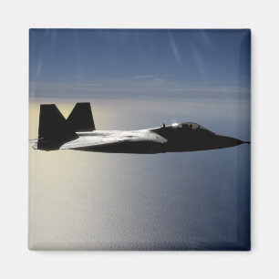 Ein F/A-22 Raptor fliegt eine Ausbildungsmission 2 Magnet