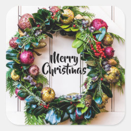 Ein farbenfroher Weihnachtskranz-Aufkleber Quadratischer Aufkleber