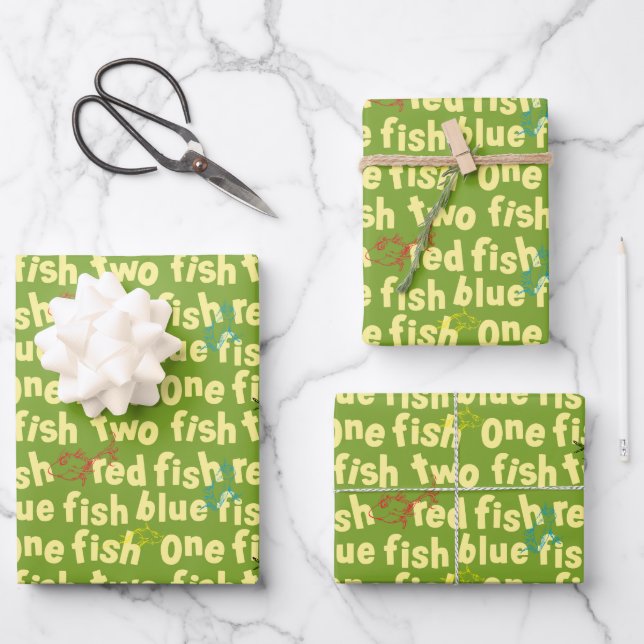 Ein Fisch Zwei Fisch Typografie Muster Geschenkpapier Set (Vorderseite)